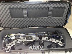 2020 Mathews VXR 31.5 with Case Ready To Hunt NEW CONDITION