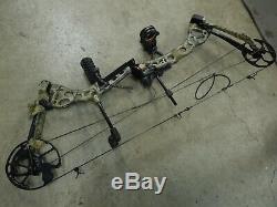 Bear Archery Camo Compound Hunting Bow 29 / 70 #