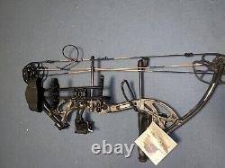 Bear Archery Cruzer G2 RTH Compound Bow Hunting Package AV83B21007L
