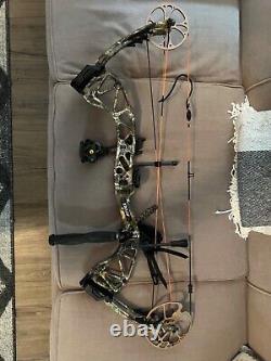 Bear Archery Paradox Compound Bow Complete Set