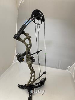 Bear Archery Salute Ready to Hunt Compound Bow Package 70# Mossy Oak Country