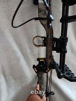 Bear Archery Species EV RTH RIGHT HANDED COMPOUND BOW