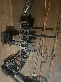 Bear Paradox Compound Bow (right-handed)