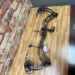 BlackOut Epic X2 Compound Bow 70 LBS Left Handed