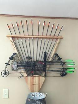 Bow Display Wall Hanger Hunting Rustic 2 Compound Bow 12 Arrow Storage Rack Bows