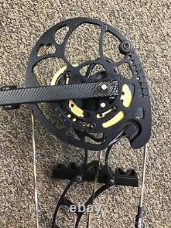 Bowtech Carbon Icon RH bow package 26-30 DL 50-70# weight adjustment 2
