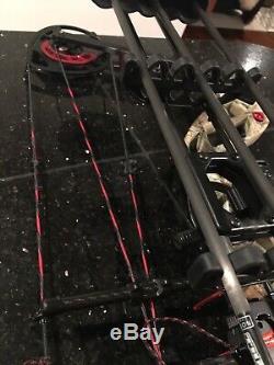 Bowtech Carbon Knight Rh 70# Mint Condition, Ready For Hunting