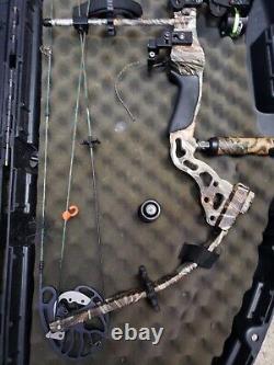 Bowtech Tomkat Compound Bow, ARCHERY DEER Hunting RH & Hard Case, Arrows