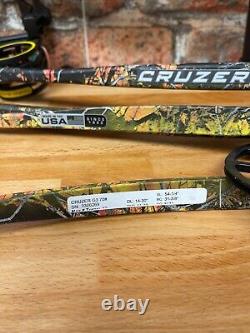 CRUZER G3 Compound Archery Bow 70# Dl 14-30 SL 54-1/4 BC 31-3/8