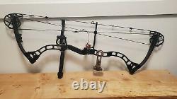 Compound bow package right hand