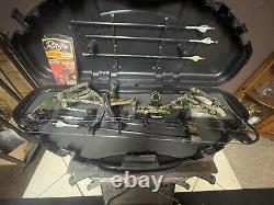 Compound bow right hand bow package used