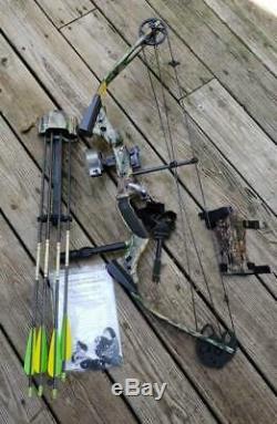 Darton Archery Ranger III Compound Bow Right Handed Hunt Package. Pre Owned
