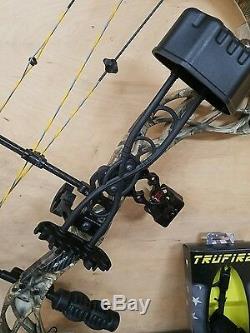 Diamond Deploy 2017 SB Compound Bow Package Right hand 70lbs Free Case & Arrows
