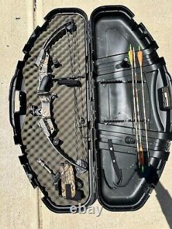 Golden Eagle Sparrowhawk Compound Bow and Protective carrying case