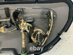 HOYT ARCHERY CARBON RX-3, never hunted with, only shot at a range once