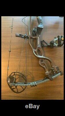 HOYT CARBON SPYDER ZT 30 Compound Bow LOADED AND READY TO HUNT! 28,60-70lb Draw