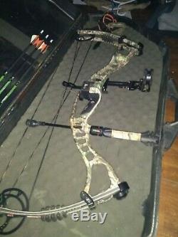 HOYT MAXXIS 31 Ready To Shoot/HUNT. LOTS OF EXTRAS. VERY NICE