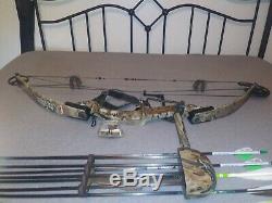 High Country Compound Bow, Fully set up ready to hunt, string is 2 years old