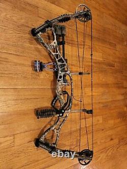 Hoyt Alphamax 32 Compound Bow right hand 70 lb 27.5