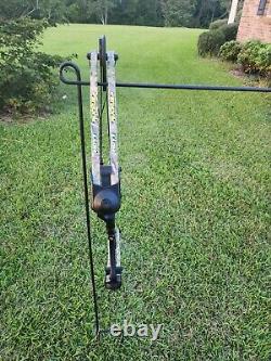 Hoyt Archery Ruckus Jr Right Handed Compound Youth Bow-Used-Bow Only