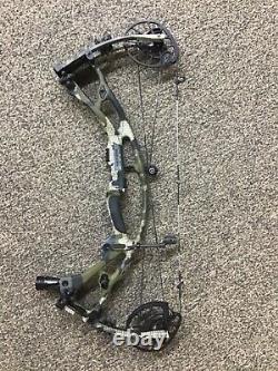 Hoyt Carbon RX-7 Right Handed 60-70lbs 25-30 Bow Kuiu Camo 2