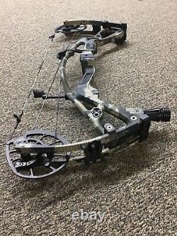 Hoyt Carbon RX-7 Right Handed 60-70lbs 25-30 Bow Kuiu Camo 2