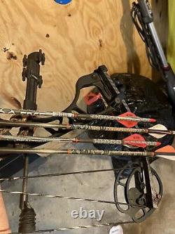 Hoyt Carbon Spyder Thirty Compound Bow Loaded And Ready To Hunt