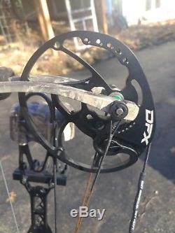 Hoyt Defiant Compound Bow Realtree RH 60/70 28/30 Deer Hunting Package Arrow