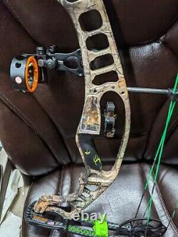 Hoyt Ignite Brotherhood Compound bow Right Hand Archery 15-70# 19-30 Youth