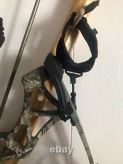 Hoyt Klash Compound Right Hand RH Hunting 15-70lbs 18-29 Draw Loaded