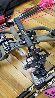 Hoyt Redwrx Carbon RX-1 Compound Hunting Bow with Lots of Extras! Nice