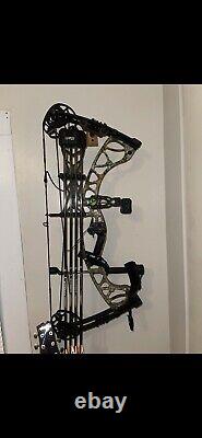 Hoyt Torrex RH Compound Bow Ready to Hunt Package 65# 26-30 336fps