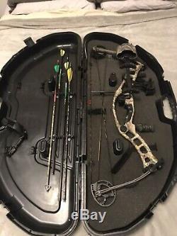 Hoyt Turbohawk compound hunting bow package RH with box and arrows and sling