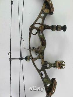 Hoyt UltraTec XT2000 Camo Compound Hunting Bow Sight Quiver Stabilizer & Arrows