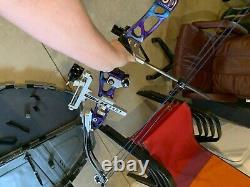 Hoyt compound bow right hand