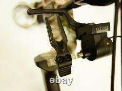 Mathews Archery Triax WithAccessories RH 70# 29 inches Lost XD Used