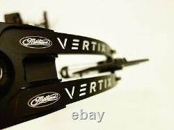 Mathews Archery Vertix WithAccessories RH 70# 30 inches Used