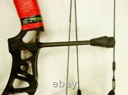 Mathews Archery Vertix WithAccessories RH 70# 30 inches Used