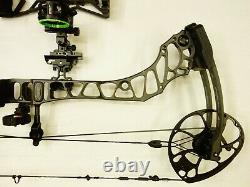 Mathews Archery Vertix With Accessories 27 RH 60# Stone Used