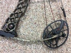 Mathews Creed Hunting Compound Bow, Right Handed. Original Owner, lightly used