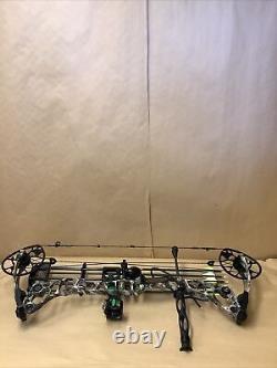 Mathews Halon 32 6 Brace Height Right Handed Compound Bow with Case