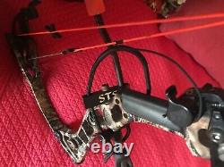 Mathews Rezeen 6.5 Fully loaded and ready to hunt. Every upgraded option
