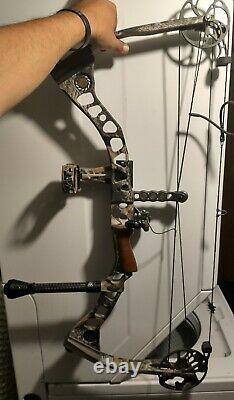 Mathews Switchback XT Right Handed RH 60-70 lbs 26 Compound Bow Hunting Archery