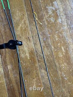Mathews TRIAX LEFT HANDED 70lbs Draw Weight, 30 Draw Length Hunting Bow LH