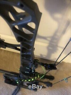 Mathews Triax Right Handed 29 Inch 60-70 LB Bow Stone Loaded Ready To Hunt