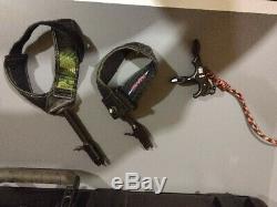 Matthews/Mathews Heli-M Hunting Bow Package with airplane approved travel case