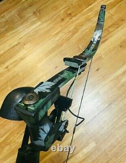 Mint Oneida Eagle X80 Aero Force Fishing Hunting Bow Right Med 30-60-80 LB