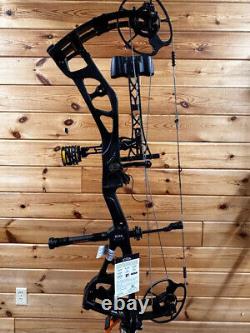 NEW Elite Carbon Era, RH, 70# Black Hunting Bow BOW OF THE YEAR in full PACKAGE