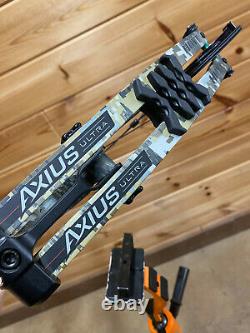 NEW Hoyt AXIUS ULTRA RH 60-70# 27-30 SITKA Elevated II Camo Bow Hunting Target