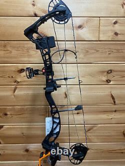 New 2020 PSE Brute Force NXT Bow Black 70# RH Hunting Bow Package